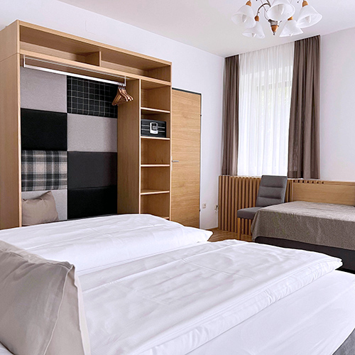 Gästezimmer im Gasthof - Pension Weisz